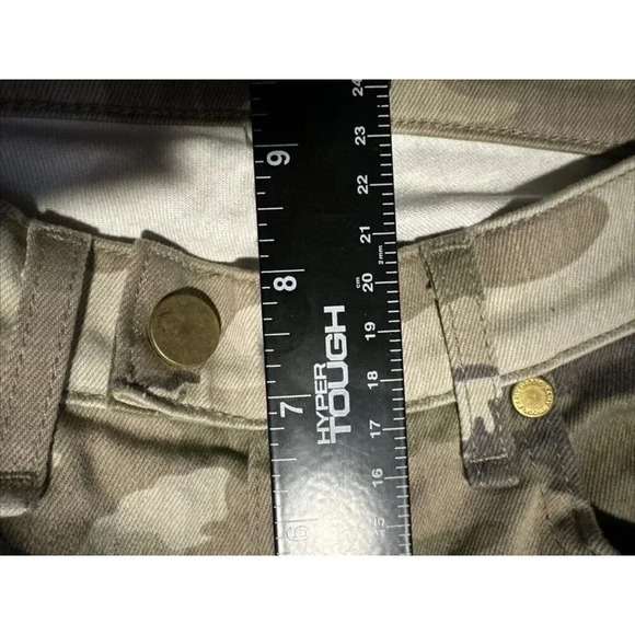 NWT RAMY BROOK Size 24 Army Camo Denim Jeans Katie 8” Low Rise Double Button - Picture 4 of 10